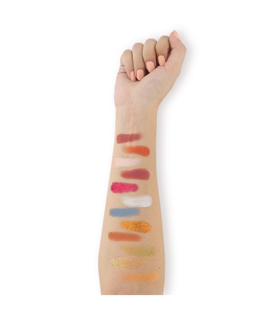 Amoureuse make up kit
